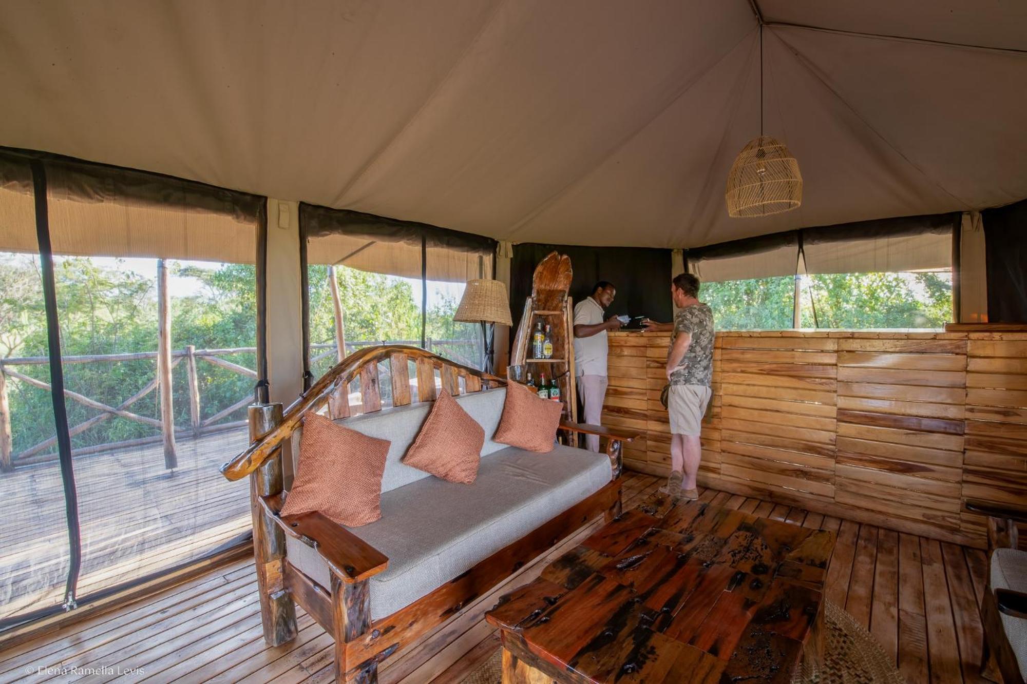 Serengeti Kifaru Tented Lodge Mugumu Ngoại thất bức ảnh