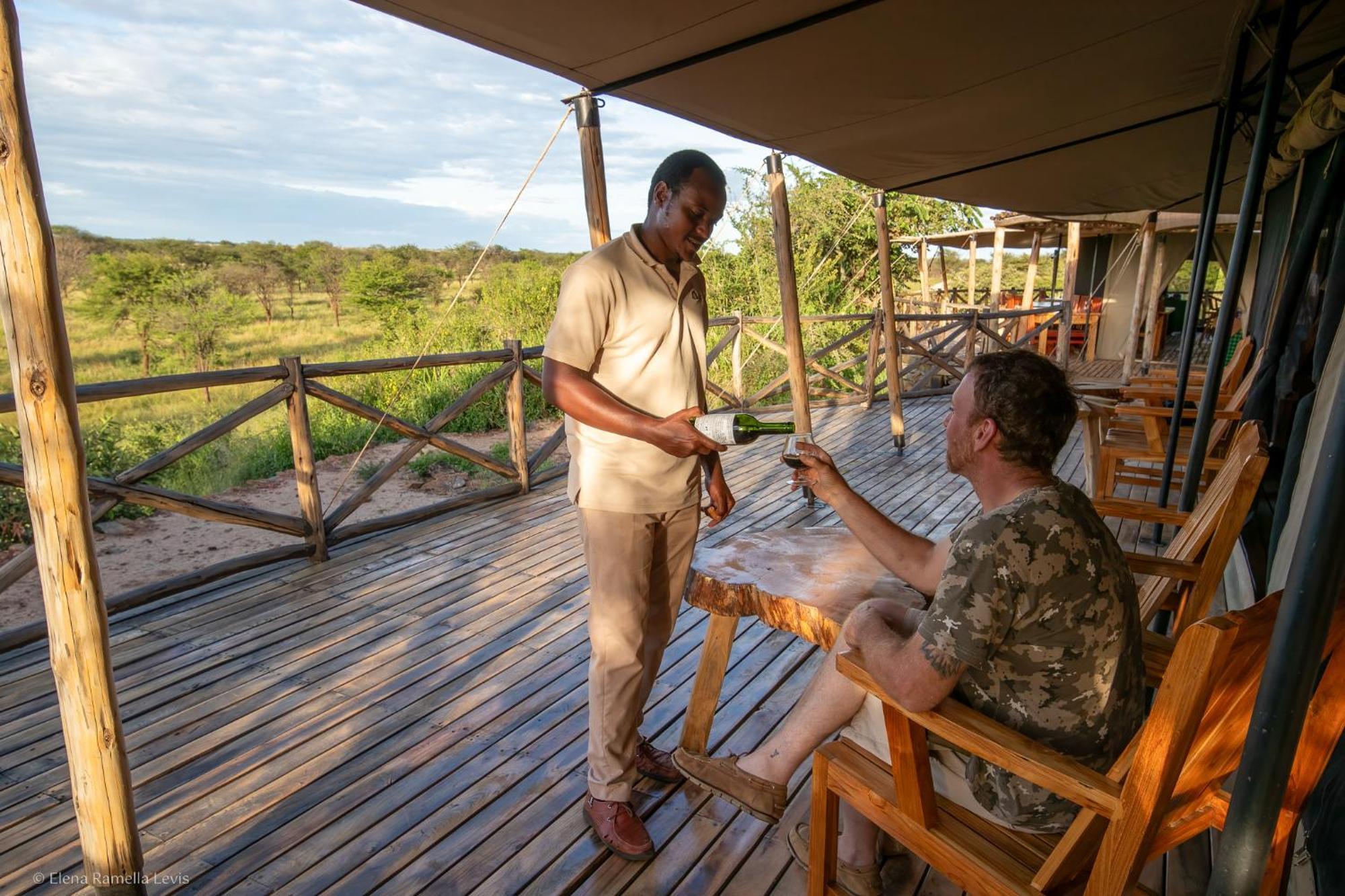 Serengeti Kifaru Tented Lodge Mugumu Ngoại thất bức ảnh