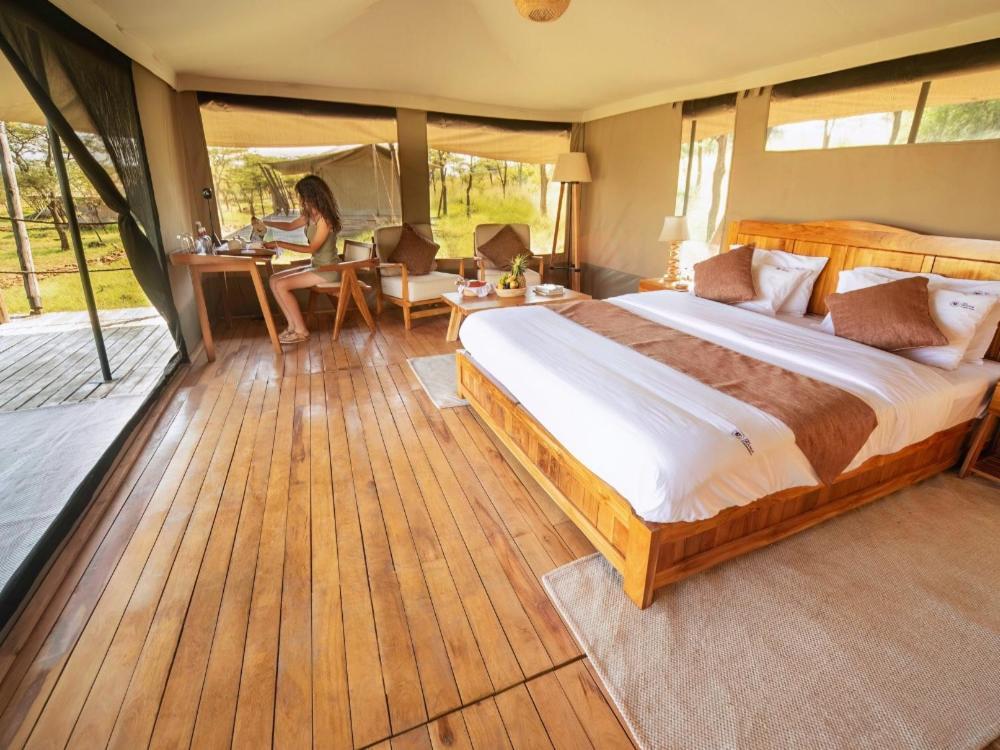 Serengeti Kifaru Tented Lodge Mugumu Ngoại thất bức ảnh